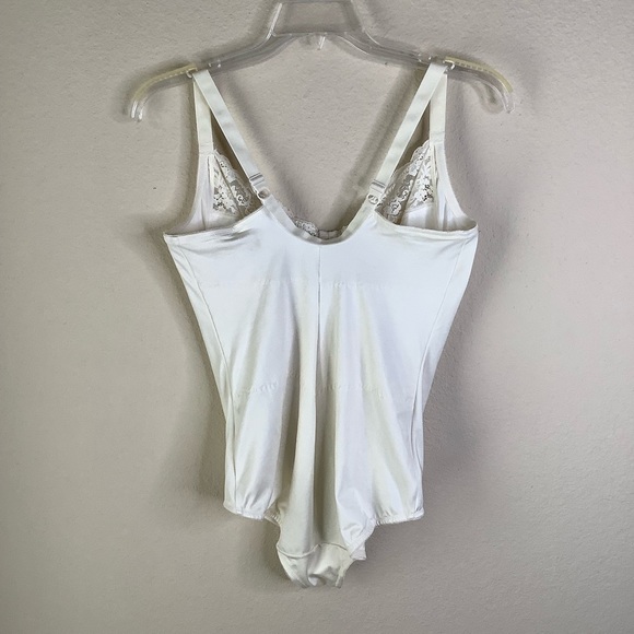 Maidenform Lace Trim Firm Control Body Shaper 42DD - Picture 3 of 5